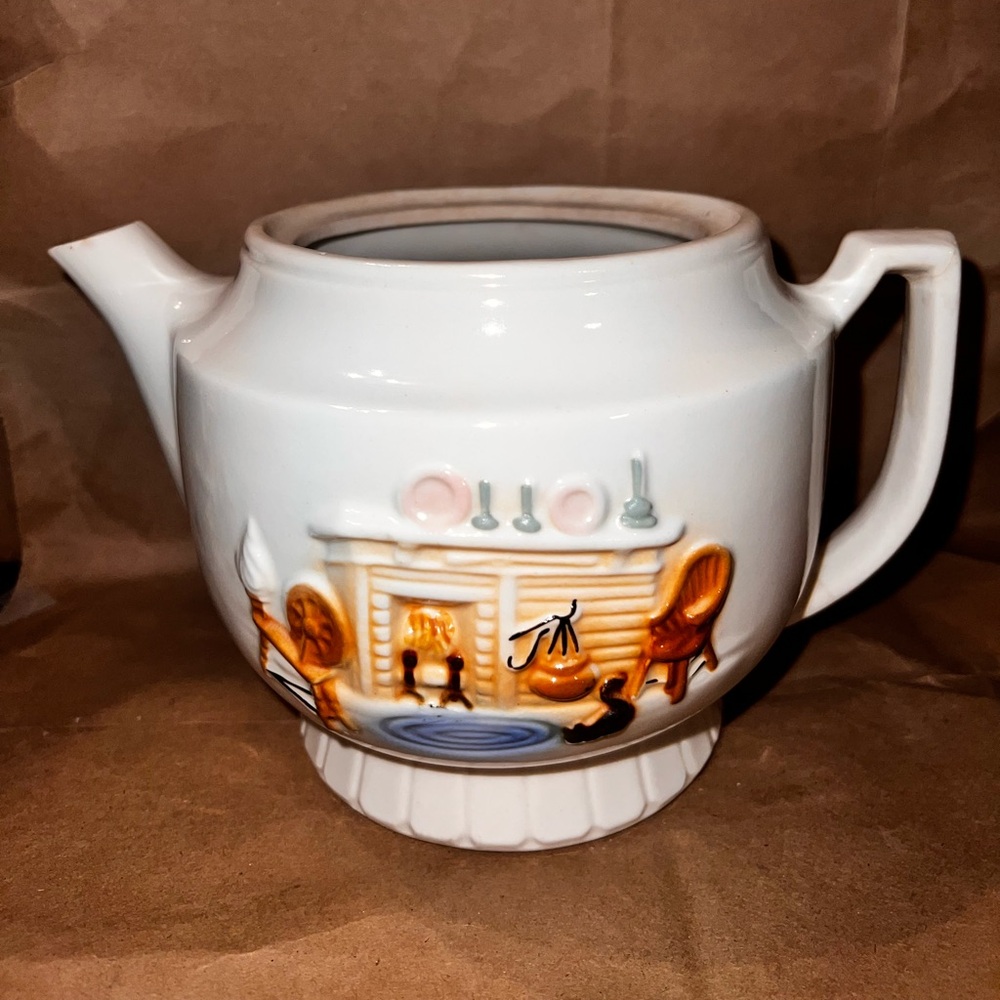 Porcelier Vitreous Tea Pot hearth scene 30s-40s authentic vintage porcelain